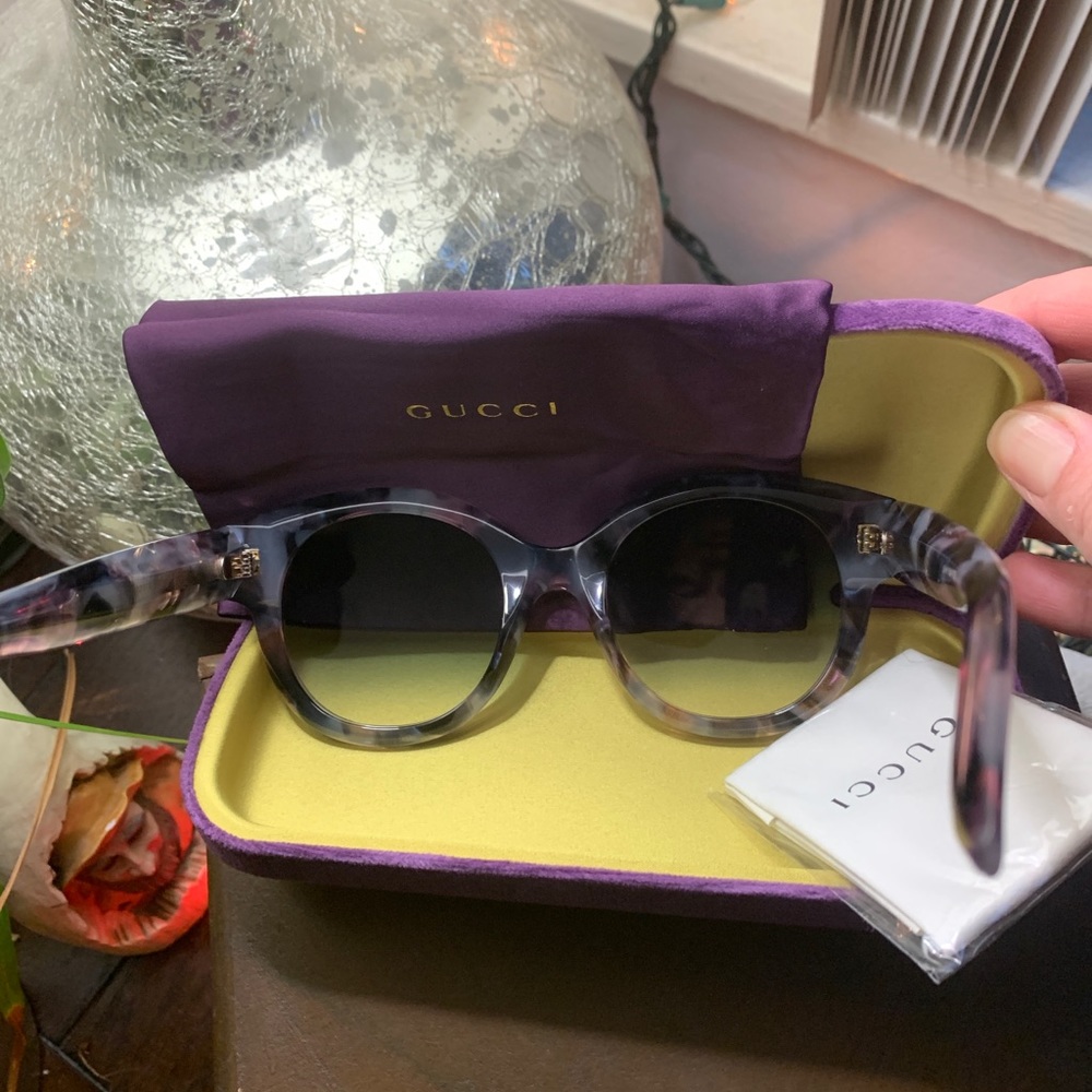 OnHold⛔️Authentic GUCCI 51 Tortoise Crystal Acetat - Picture 5 of 8